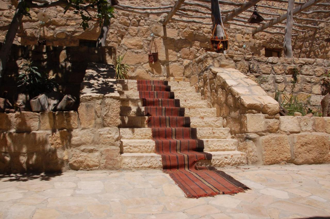 Beit Al Taybeh Hotel Aţ Ţayyibah Exterior foto